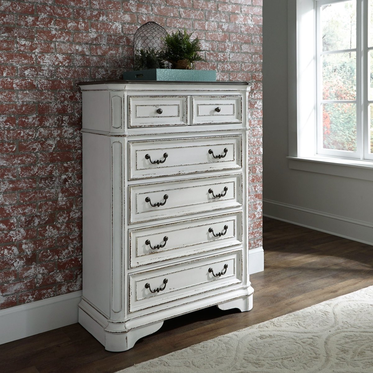 Magnolia Manor - 5 Drawer Chest Accent Chests by Liberty Furniture - Walls Furniture & Mattress