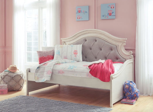 Realyn - Twin Day Bed with Storage - Chipped White Daybeds by Signature Design by Ashley® - Walls Furniture & Mattress