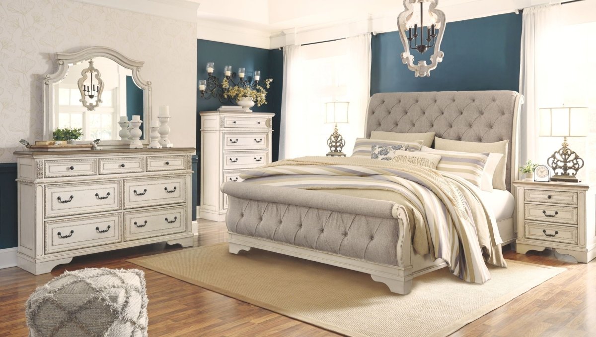 Realyn - Upholstered Sleigh Bed Upholstered Beds by Signature Design by Ashley® - Walls Furniture & Mattress