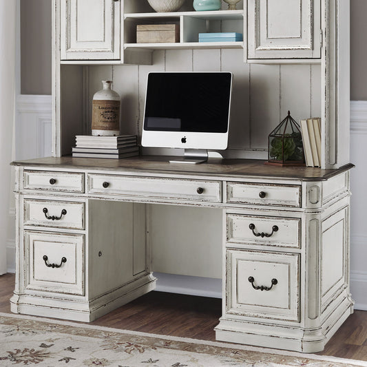 Magnolia Manor - Credenza