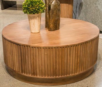 Towner Grove - Round Table End Tables by Signature Design by Ashley® - Walls Furniture & Mattress