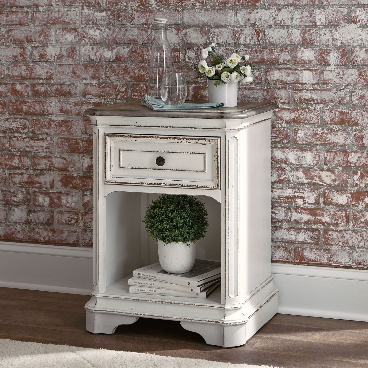 Magnolia Manor - 1 Drawer Nightstand - White Accent Nightstands by Liberty Furniture - Walls Furniture & Mattress