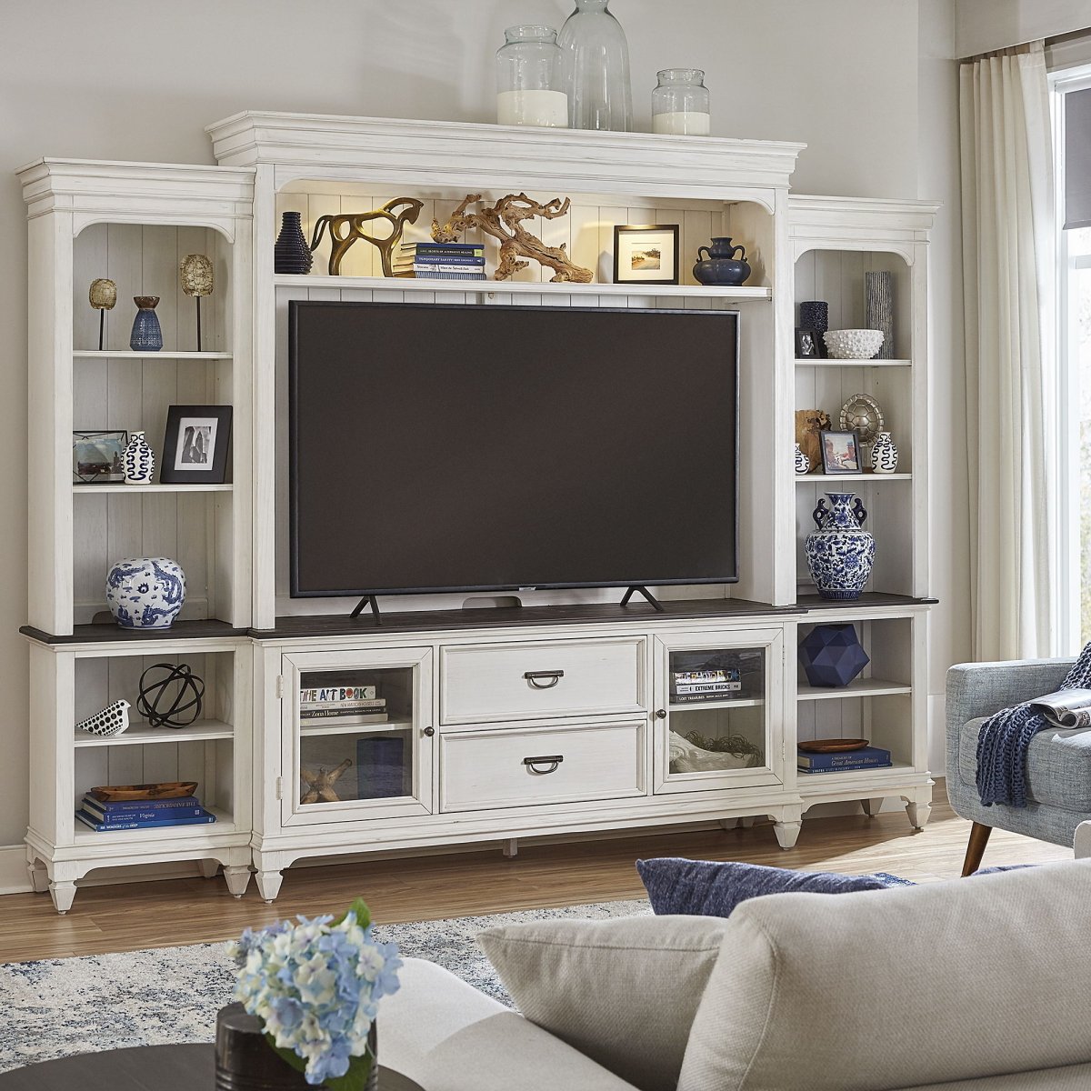 Allyson Park - Entertainment Center Entertainment Centers by Liberty Furniture - Walls Furniture & Mattress