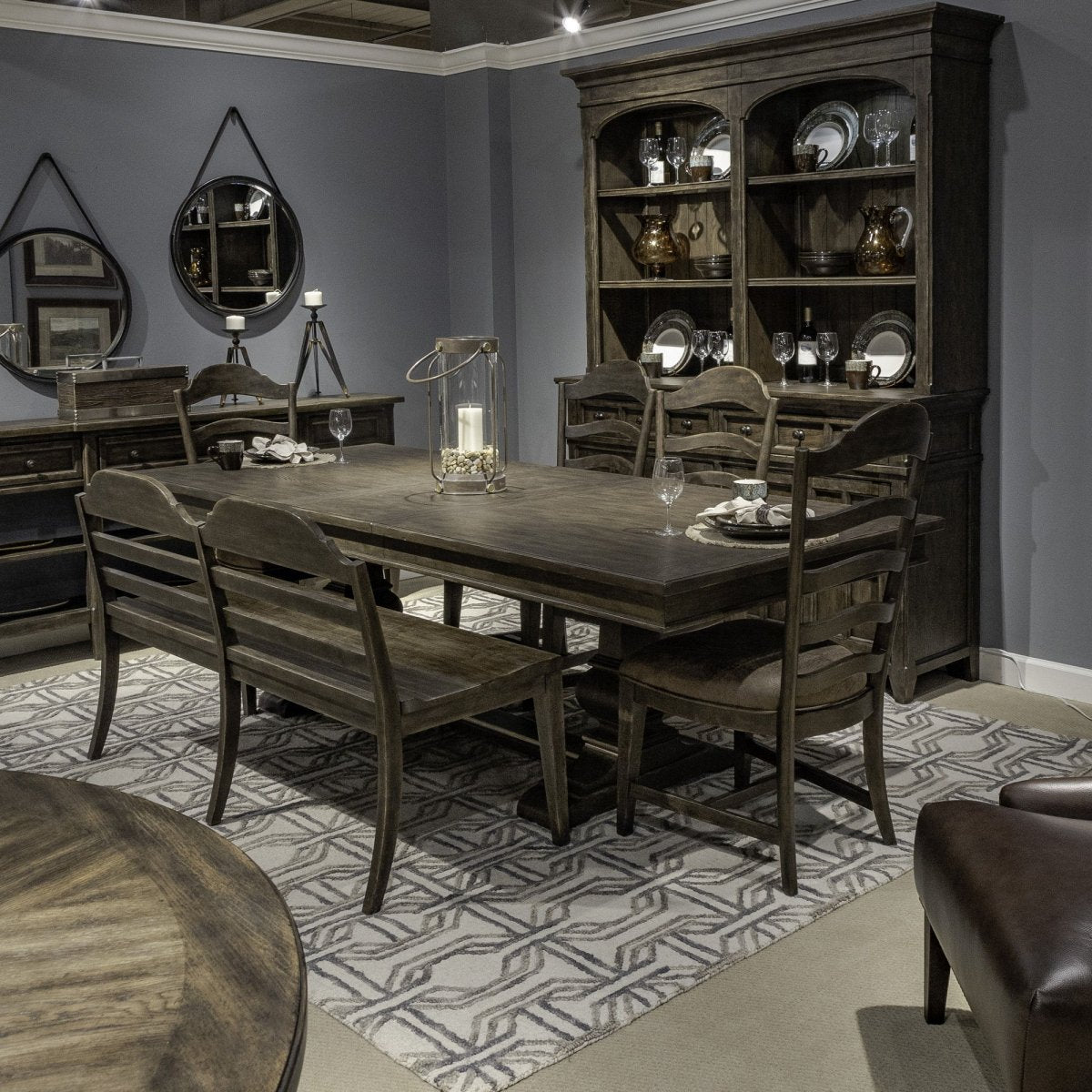 Paradise Valley - Trestle Table Set