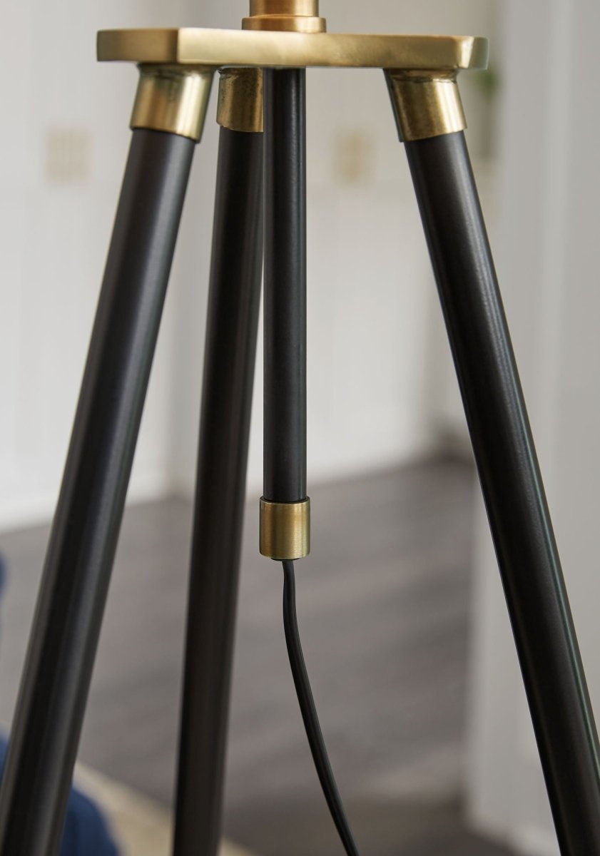Cashner - Metal Floor Lamp - Black / Gold Finish Floor Lamps by Signature Design by Ashley® - Walls Furniture & Mattress