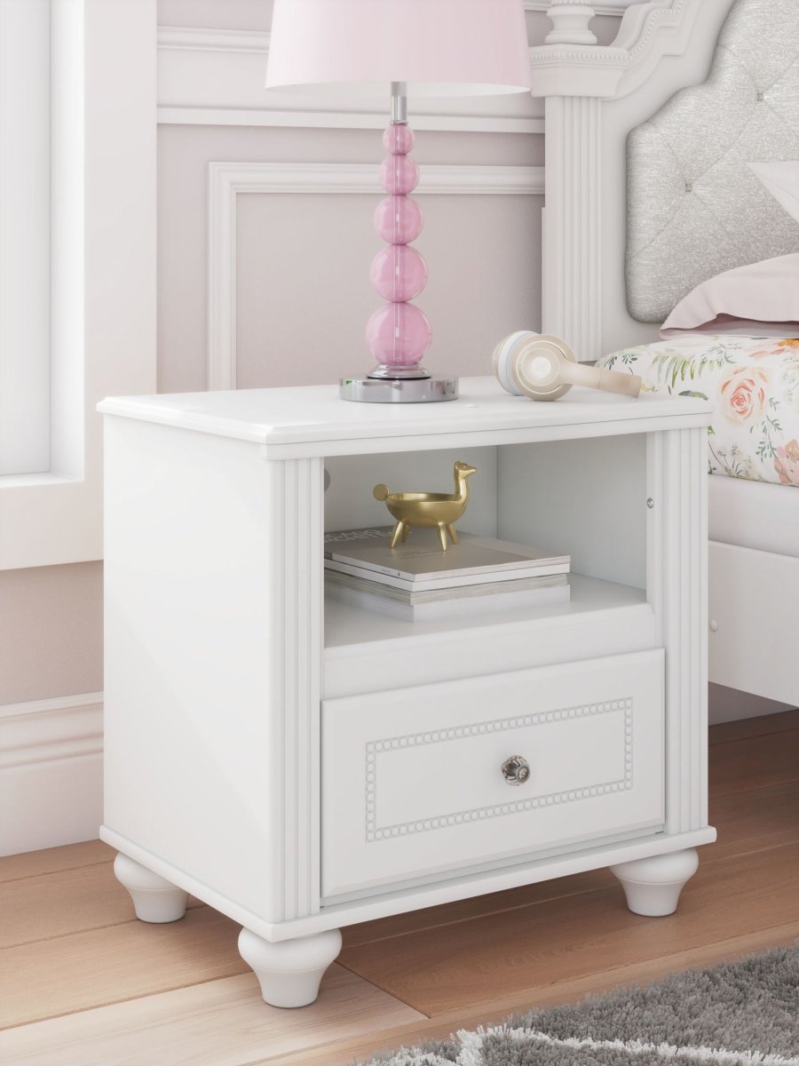 Kozlani - One Drawer Night Stand - White Nightstands w/ Charging Stations by Signature Design by Ashley® - Walls Furniture & Mattress