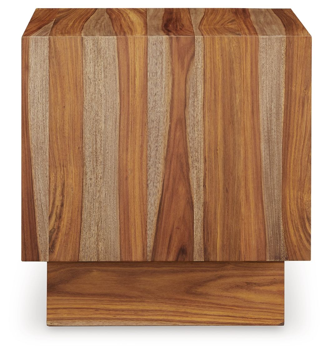 Dressonni - Square End Table - Brown End Tables by Signature Design by Ashley® - Walls Furniture & Mattress