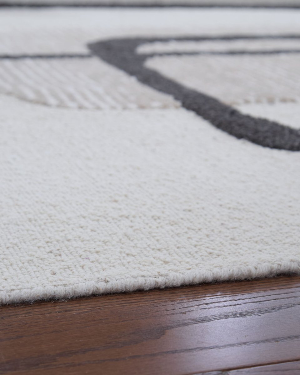 Davismour - Rug Area Rugs by Signature Design by Ashley® - Walls Furniture & Mattress