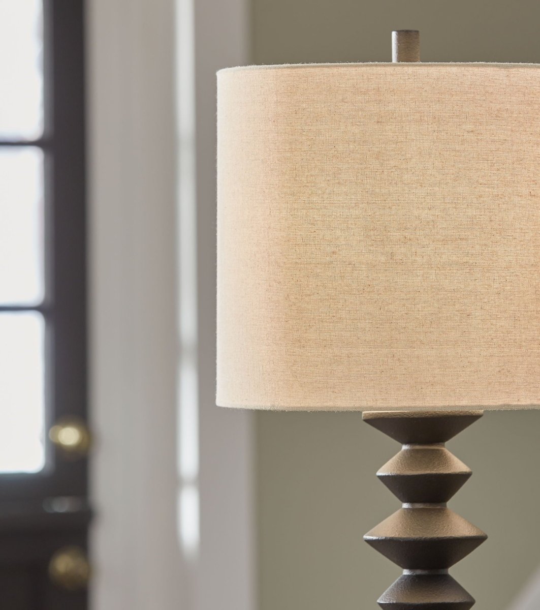 Luanndon - Poly Buffet Lamp - Black Table Lamps by Signature Design by Ashley® - Walls Furniture & Mattress