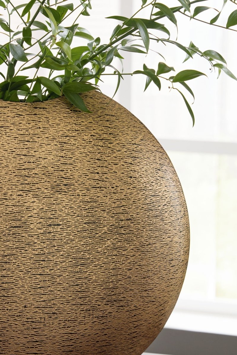 Iansboro - Vase Vases & Jars by Signature Design by Ashley® - Walls Furniture & Mattress