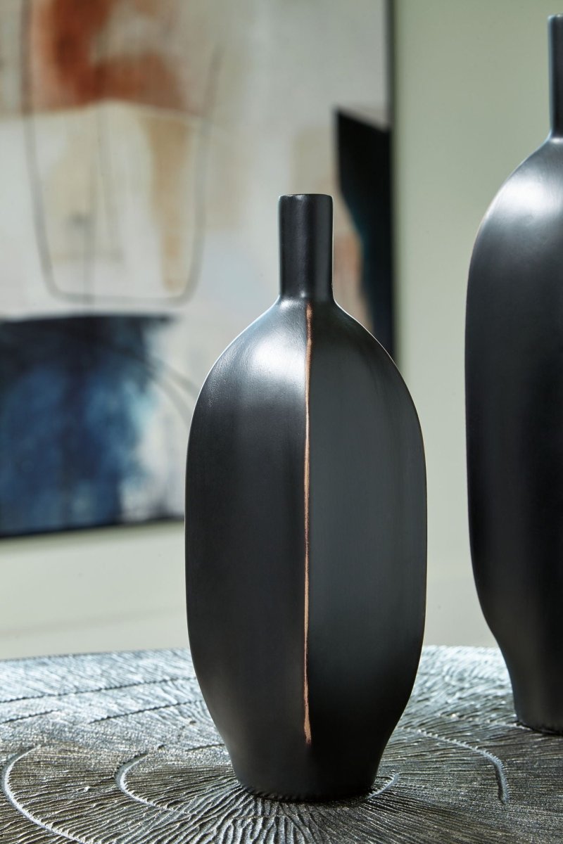 Rhaveney - Vase - Small Vases & Jars by Signature Design by Ashley® - Walls Furniture & Mattress