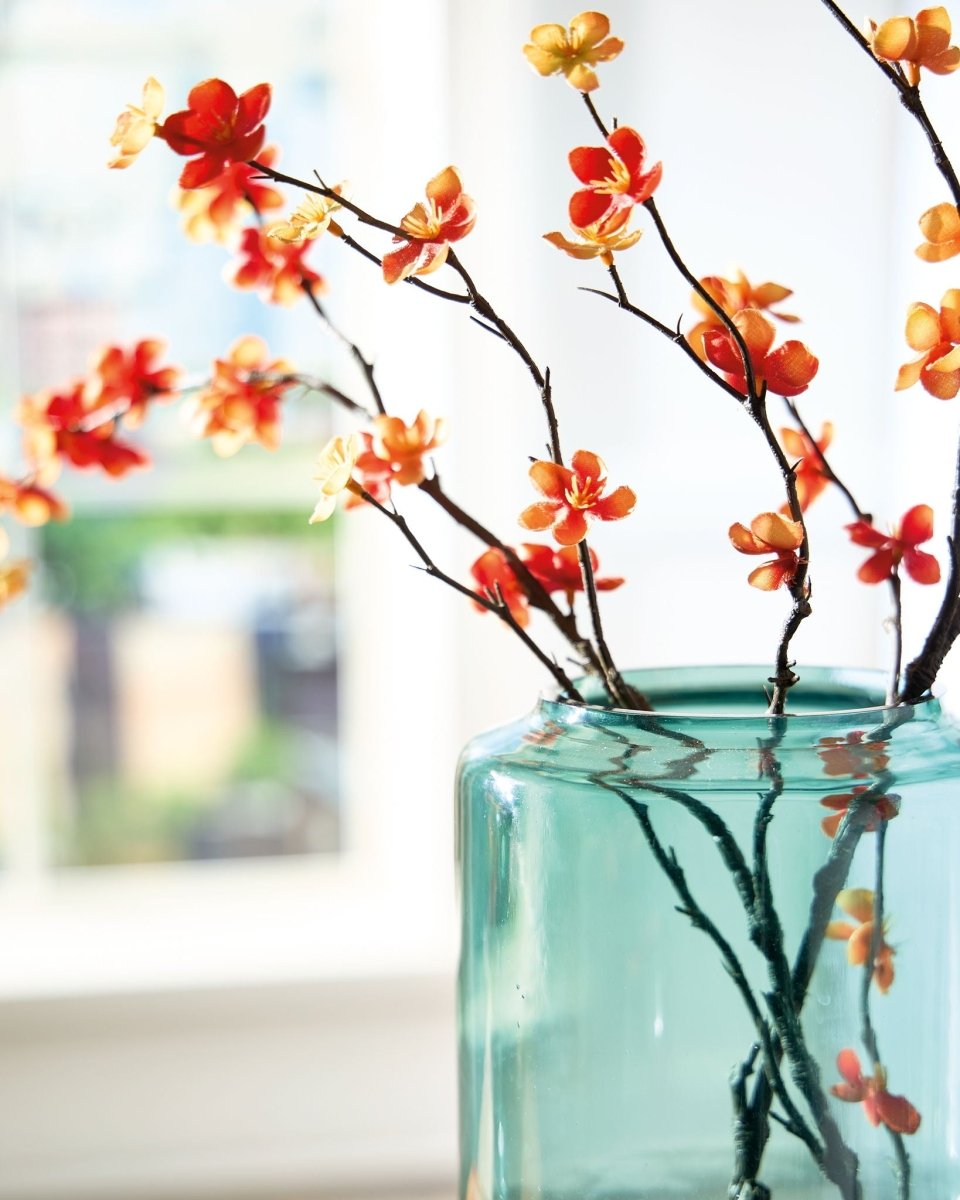 Inisland - Vase Vases & Jars by Signature Design by Ashley® - Walls Furniture & Mattress