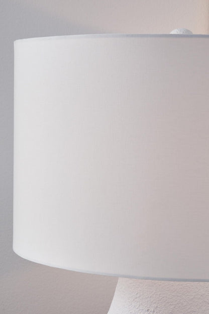 Dashland - Metal Table Lamp - White / Navy Table Lamps by Signature Design by Ashley® - Walls Furniture & Mattress
