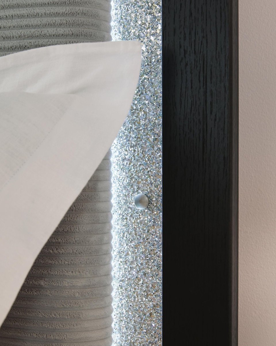 Maeling - Upholstered Panel Headboard Upholstered Headboards by Signature Design by Ashley® - Walls Furniture & Mattress