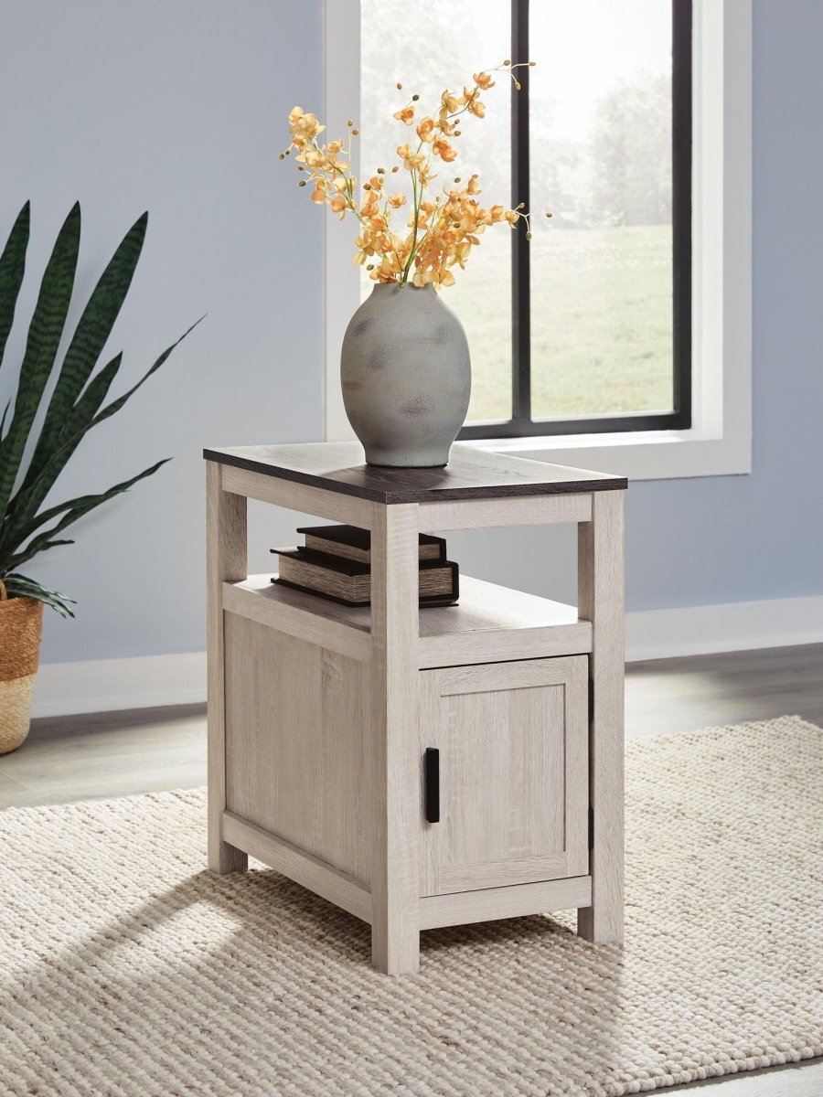 Fendenmore - Chair Side End Table Chair Side Tables by Signature Design by Ashley® - Walls Furniture & Mattress