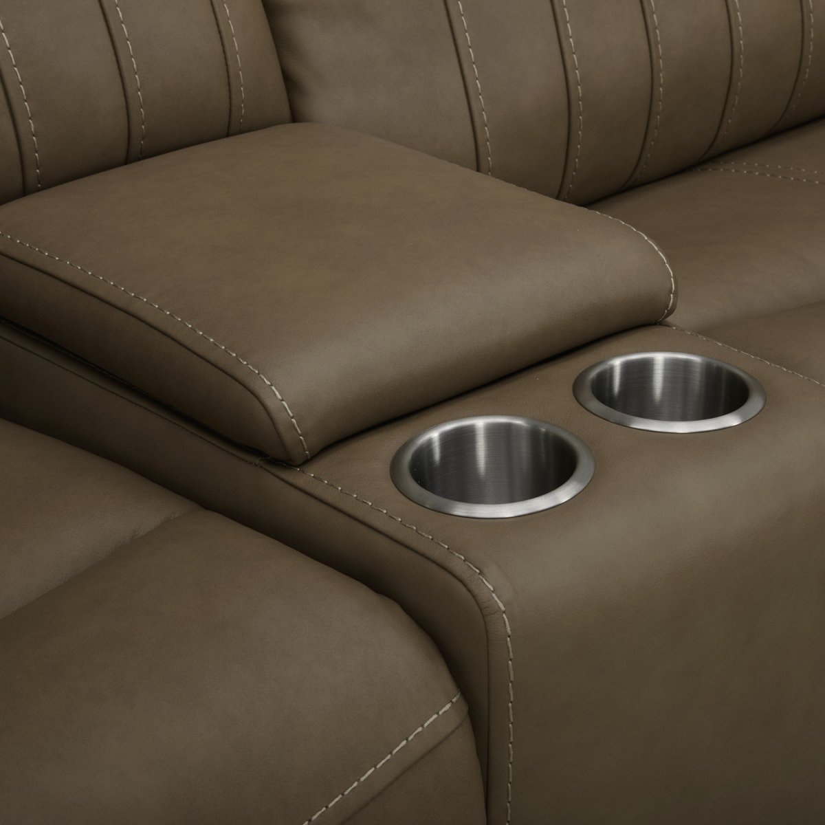 Bennett - Loveseat With Console P2 & ZG - Butternut - Butternut Leather Reclining Loveseats by Liberty Furniture - Walls Furniture & Mattress