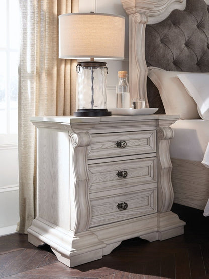 Bruchandi - Antique White - Three Drawer Night Stand Nightstands w/ Charging Stations by Signature Design by Ashley® - Walls Furniture & Mattress