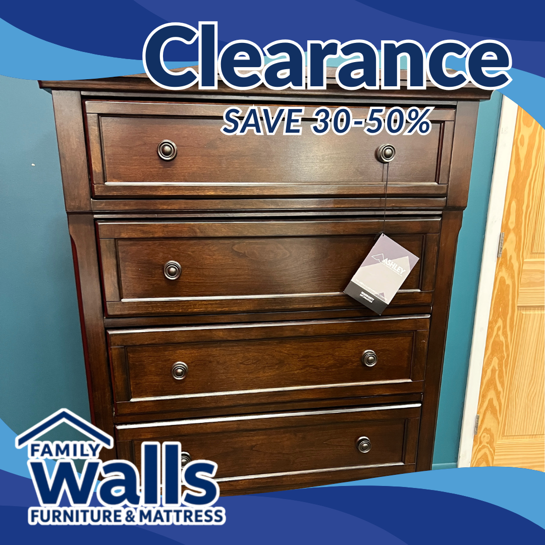 B697 Porter Chest