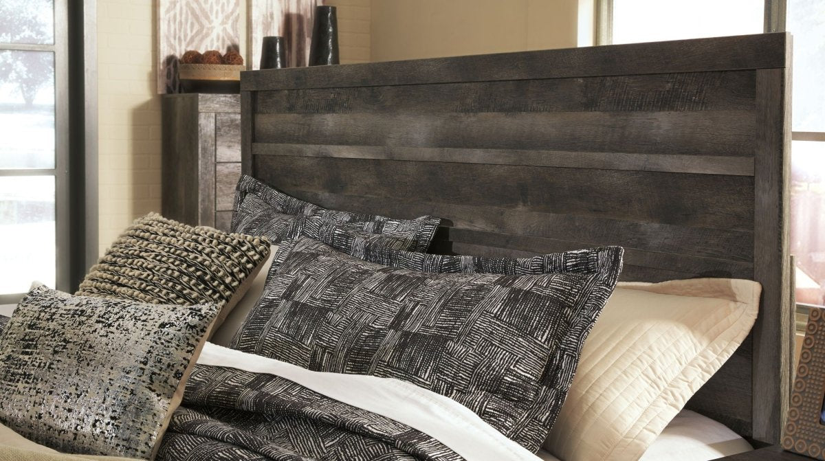 Wynnlow - Panel Bed Panel Beds by Signature Design by Ashley® - Walls Furniture & Mattress