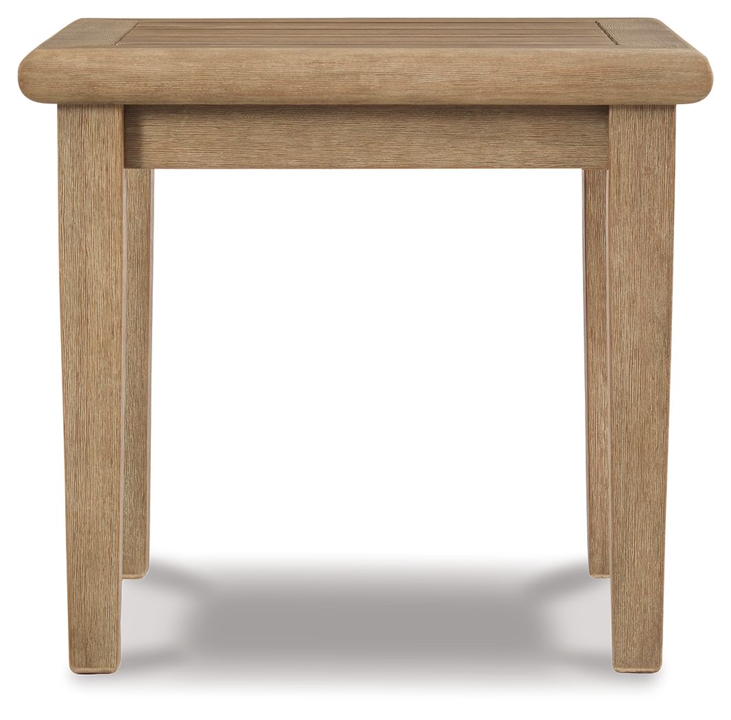 Gerianne - Square End Table - Brown