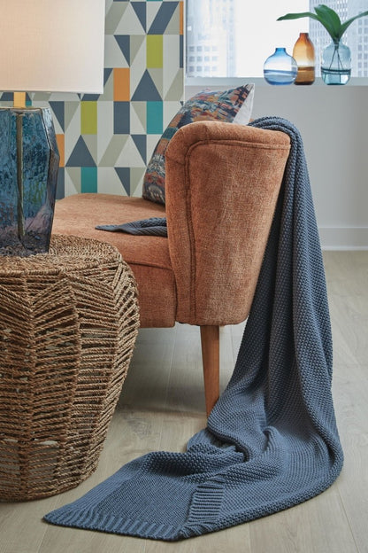 Gayelery - Throw Throws by Signature Design by Ashley® - Walls Furniture & Mattress
